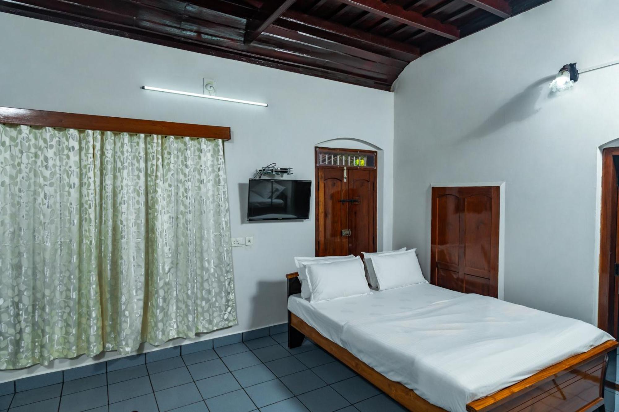 Babira Brookside Heritage Resort Kumarakom Exterior photo